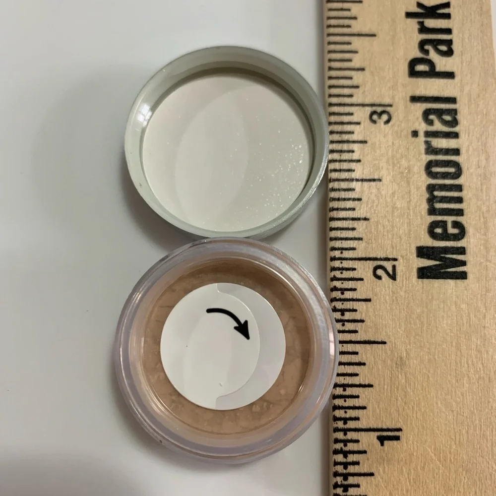 bareMinerals eyeshadow velvet nude